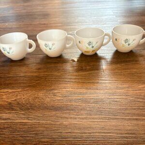 Vintage Set of 4-Anchor Hocking-Atomic Flower Milk Glass Cups-Perfect Condition